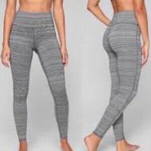 Athleta High Rise Jacquard Chaturanga 7/8 Tight Black/White Leggings